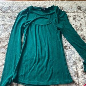 LuLu’s Green Long Sleeve